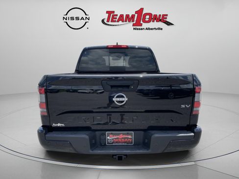 Used 2023 Nissan Frontier SV w/ SV Convenience Package RWD image 7
