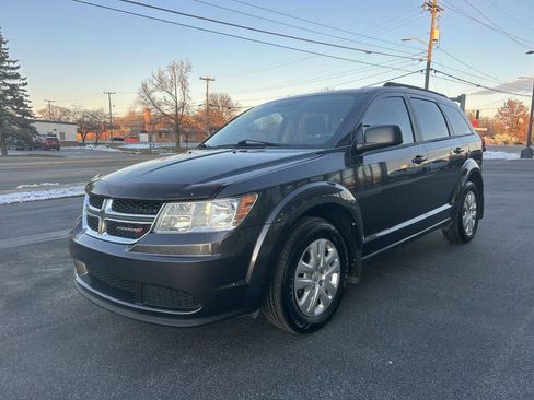 Used 2018 Dodge Journey SE image 8