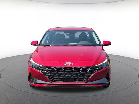 Used 2023 Hyundai Elantra Limited FWD image 2