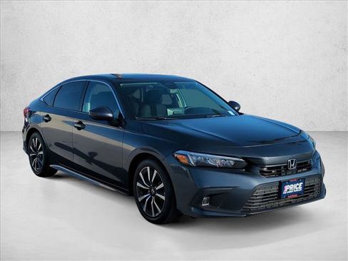 Used 2024 Honda Civic EX image 3