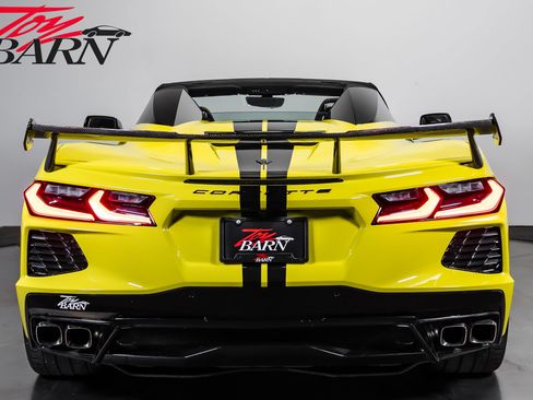 Used 2021 Chevrolet Corvette Stingray Premium Conv w/ Z51 Performance Package RWD image 4