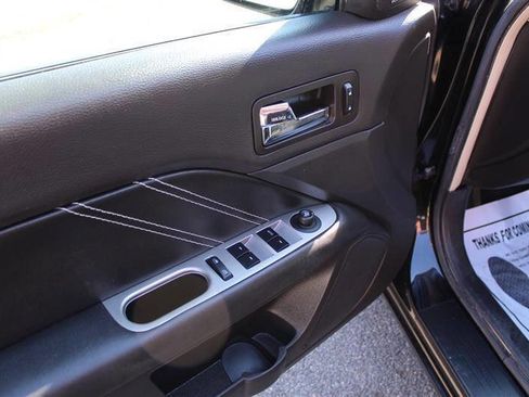 Used 2010 Ford Fusion Sport image 18