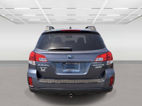 Used 2014 Subaru Outback 2.5i Premium w/ Moonroof Package & Eyesight AWD/4WD image 4