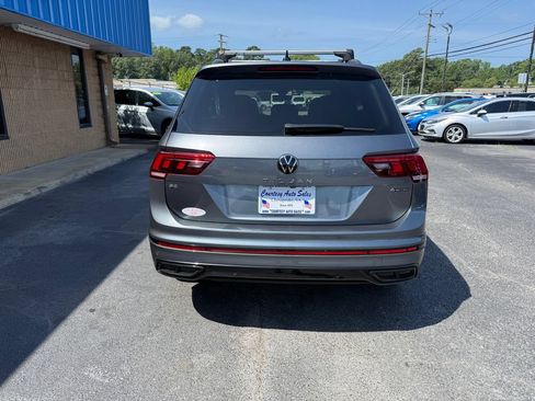 Used 2023 Volkswagen Tiguan SE R-Line AWD/4WD image 6