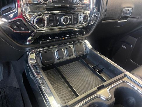 Used 2018 GMC Sierra 1500 Denali w/ Denali Ultimate Package AWD/4WD image 27