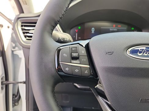 New 2026 Ford Escape SE FWD image 24