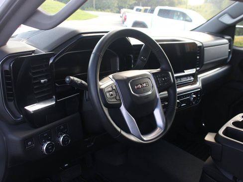 Used 2024 GMC Sierra 1500 Elevation AWD/4WD image 17