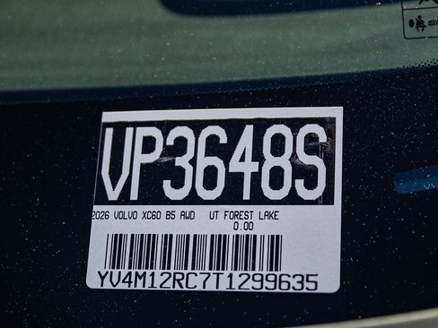 Certified 2026 Volvo XC60 B5 Plus w/ Climate Package image 33