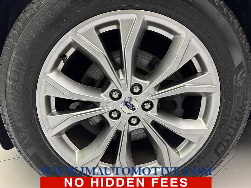 Used 2021 Ford Explorer Limited w/ Equipment Group 301A AWD/4WD image 9