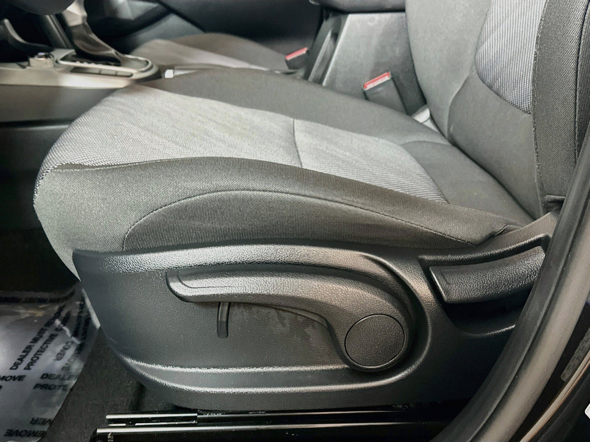 Certified 2026 Kia Seltos LX FWD image 18