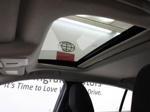 New 2026 Nissan Sentra SV w/ SV Convenience Package image 12