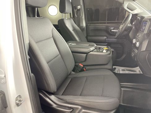 Used 2024 GMC Sierra 2500 Pro w/ Convenience Package image 27