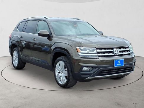 Used 2019 Volkswagen Atlas SE w/ Towing Package AWD/4WD image 3