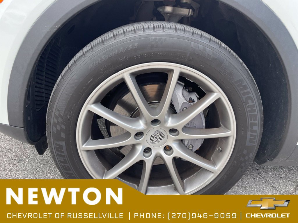 Used 2019 Porsche Cayenne AWD/4WD image 44