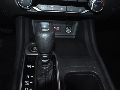 Used 2024 Nissan Sentra SV image 26