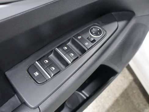 Used 2024 Kia Forte LXS FWD image 14