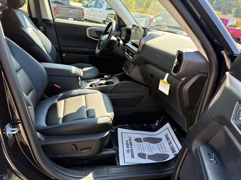 New 2025 Ford Bronco Sport Outer Banks w/ Outer Banks Tech Package+ AWD/4WD image 16