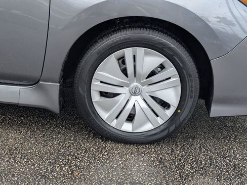 Used 2024 Nissan Leaf S image 9