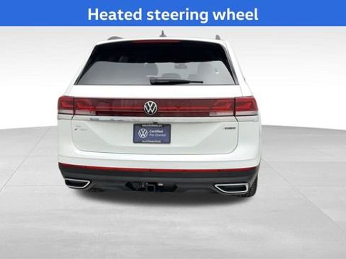 Certified 2025 Volkswagen Atlas SE image 4