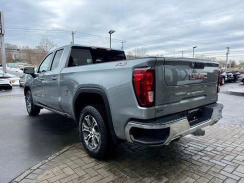 Used 2023 GMC Sierra 1500 SLE image 8