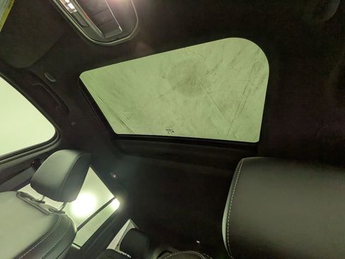 New 2026 Jeep Grand Cherokee Laredo image 32