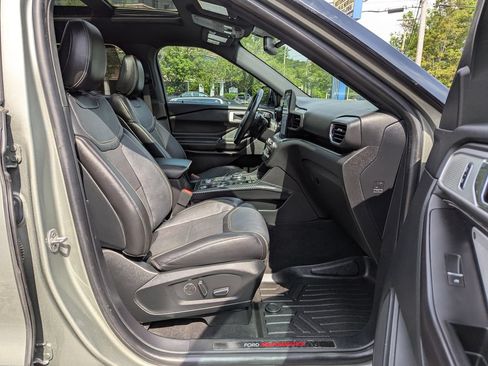 Used 2020 Ford Explorer ST w/ ST Street Pack AWD/4WD image 30