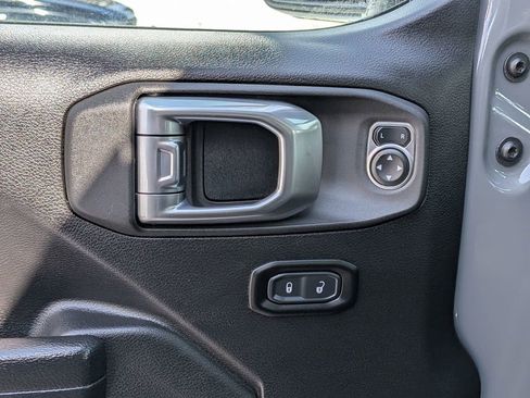 Used 2023 Jeep Wrangler Unlimited Rubicon 4xe w/ Cold Weather Group image 10