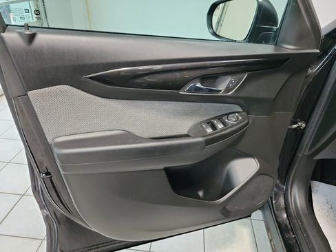 Used 2024 Chevrolet TrailBlazer LS image 35