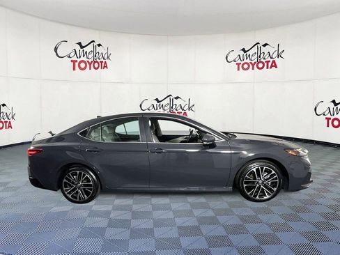 Used 2025 Toyota Camry XLE image 9