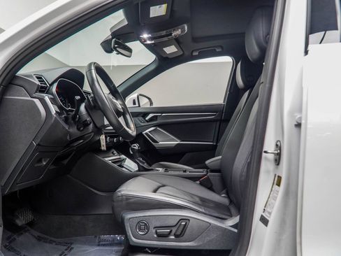 Used 2025 Audi Q3 2.0T Premium AWD/4WD image 34