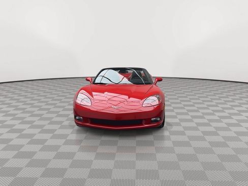 Used 2006 Chevrolet Corvette Convertible w/ Preferred Equipment Group RWD image 29