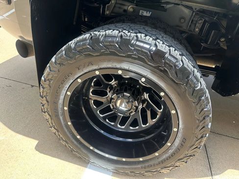 Used 2018 GMC Sierra 3500 Denali w/ Duramax Plus Package image 8