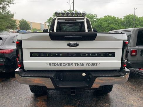 Used 2022 Ford F250 XL w/ Power Equipment Group AWD/4WD image 3
