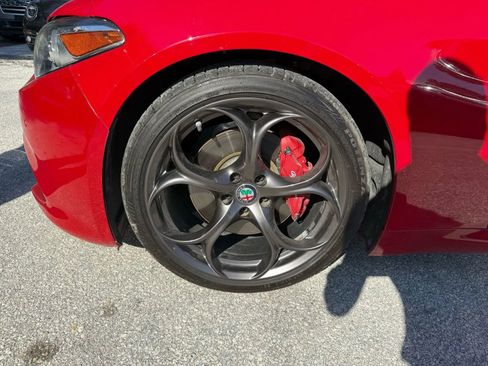 Used 2018 Alfa Romeo Giulia Ti Sport w/ Quick Order Package 22U Sport image 22