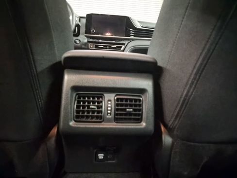 Used 2025 Toyota Camry LE image 20