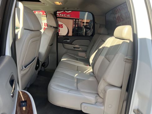 Used 2007 GMC Sierra 1500 SLT w/ Z71 Off-Road Package image 30