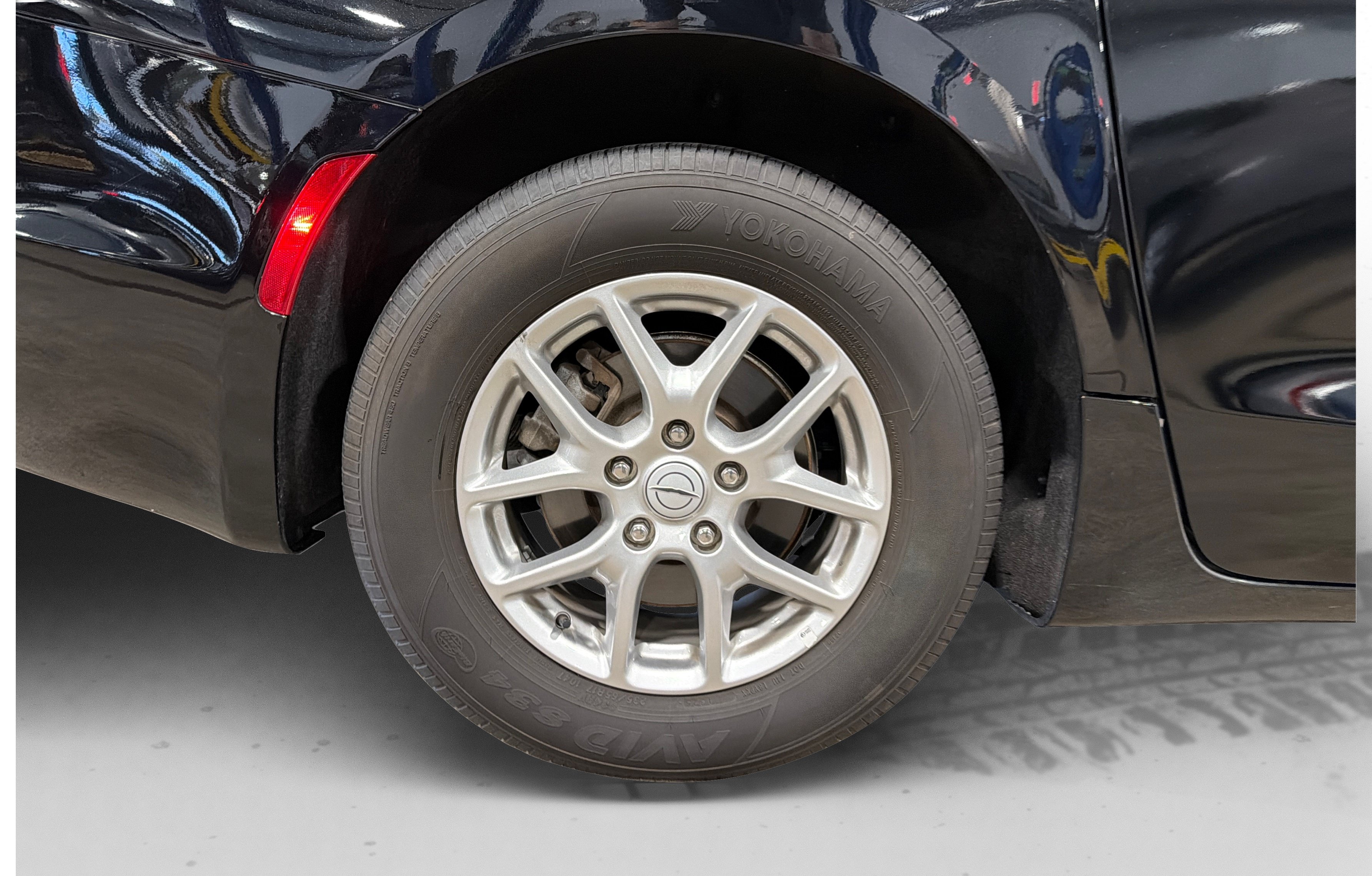 Used 2026 Chrysler Pacifica Select FWD image 48