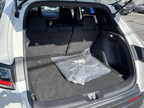 Used 2027 Honda HR-V Sport image 12