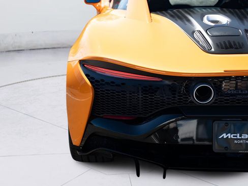 New 2026 McLaren Artura RWD image 28