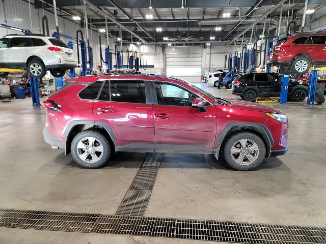 Used 2023 Toyota RAV4 XLE w/ Convenience Package AWD/4WD image 8