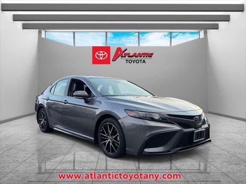 Certified 2024 Toyota Camry SE AWD/4WD image 1
