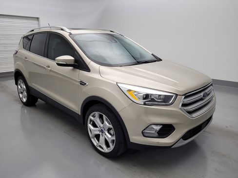 Used 2018 Ford Escape Titanium w/ Ford Safe & Smart Package image 11