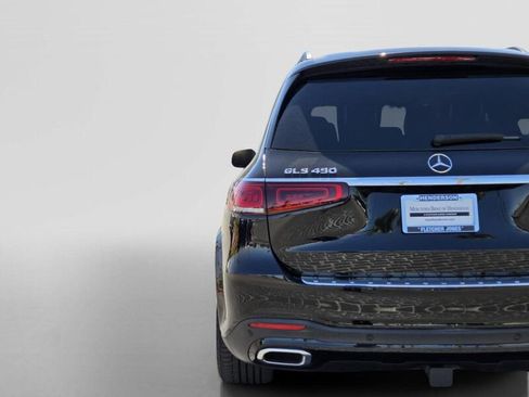 Certified 2022 Mercedes-Benz GLS 450 4MATIC w/ AMG Line Exterior image 11