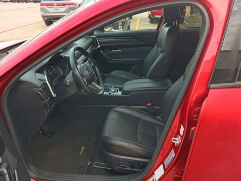 Used 2025 MAZDA CX-50 AWD 2.5 S w/ Premium Plus Pkg image 3