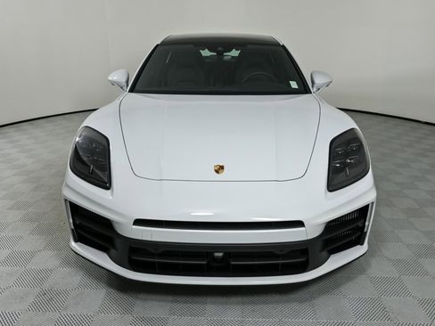 New 2025 Porsche Panamera image 36