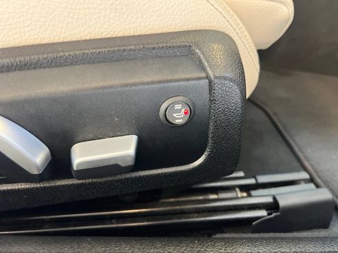 Used 2018 BMW 430i Convertible RWD image 30