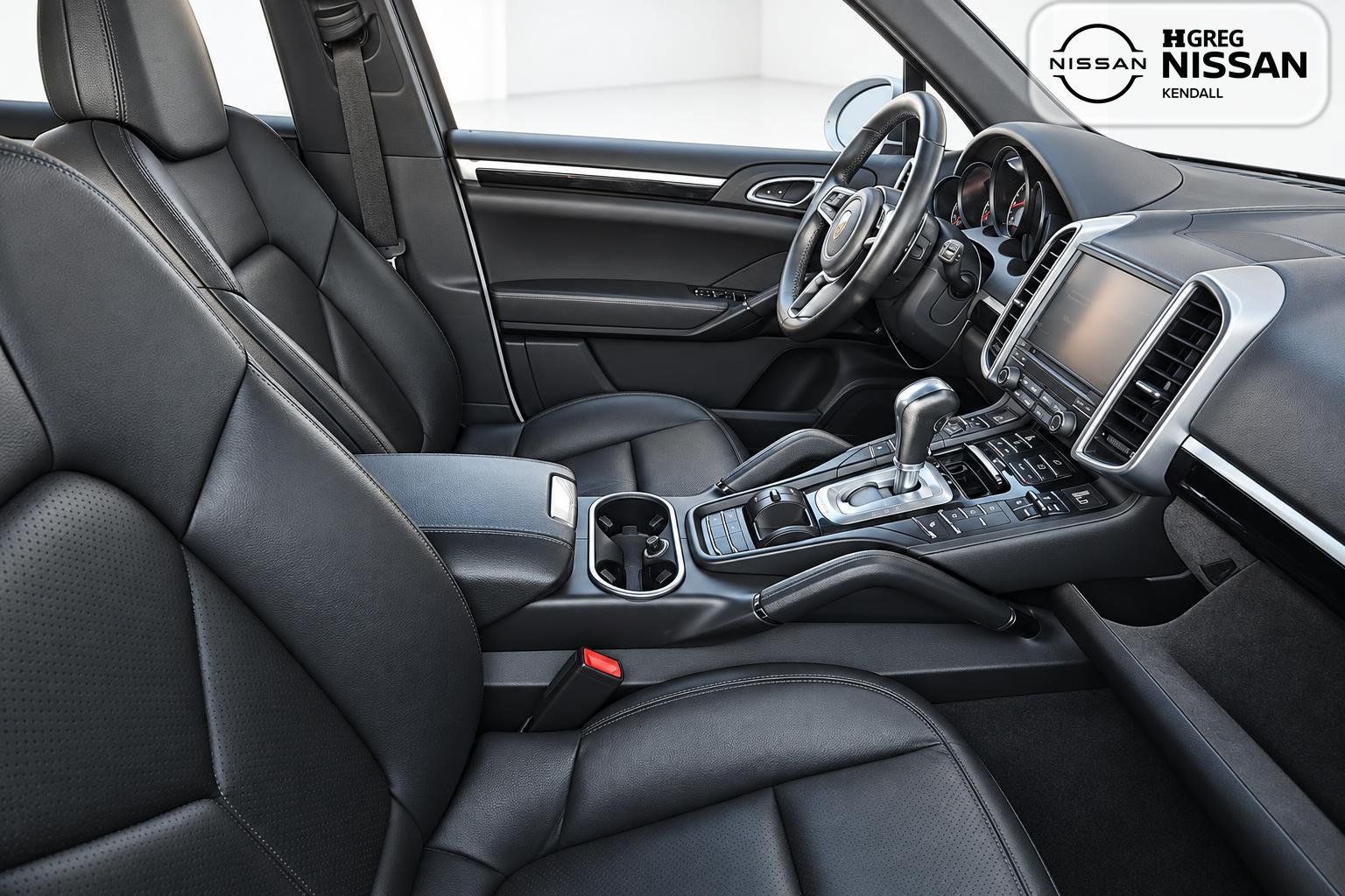 Used 2017 Porsche Cayenne AWD/4WD image 8
