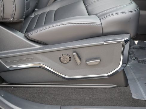 New 2026 Ford F250 Platinum image 10