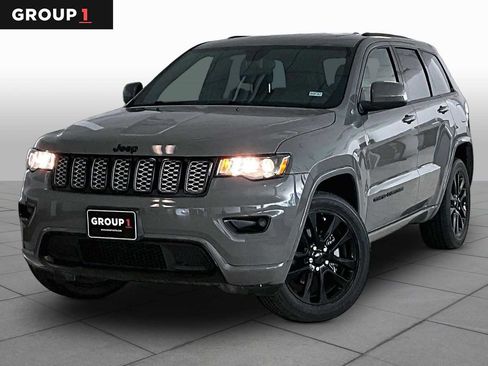 Used 2020 Jeep Grand Cherokee Altitude RWD image 1