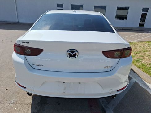 Used 2019 MAZDA MAZDA3 Sedan w/ Preferred Package image 5
